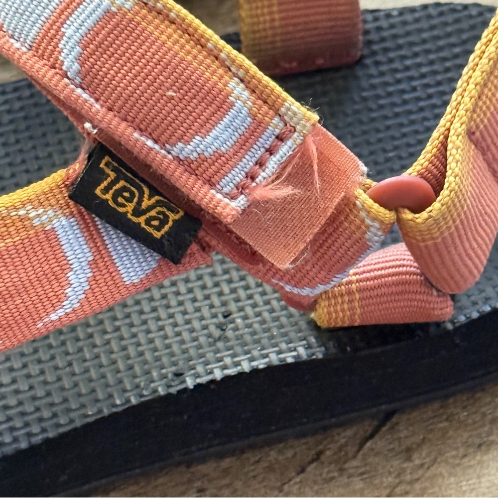 Teva Women’s Original Haze Aragon Universal Sandals, Orange Blue, 9 - Picture 5 of 10